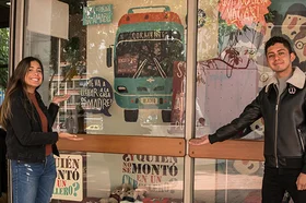 650-330.carolina-mu.oz-y-david-caro-estudiantes-de-septimo-semestre-del-programa-de-dise.o.grafico.-vitrina-de-la-tienda-tadeista.1.jpg