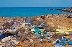 garbage-3552363.jpg