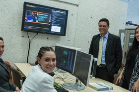 portada.2.estudiantes.bloomberg.utadeo.jpg