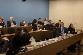prabhat-jha.mesa_.tecnica.-impuesto.al_.tabaco.utadeo.6.jpg