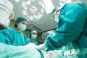 surgery-1807541_1920_1.jpg
