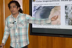 webnota_conferencia_hongos_que_comen_piedras_20150724_006_1.jpg