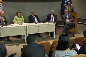 webnota_foro_perspectivas_20_anos_del_mercado_energetico_colombiano_20151029_020.jpg