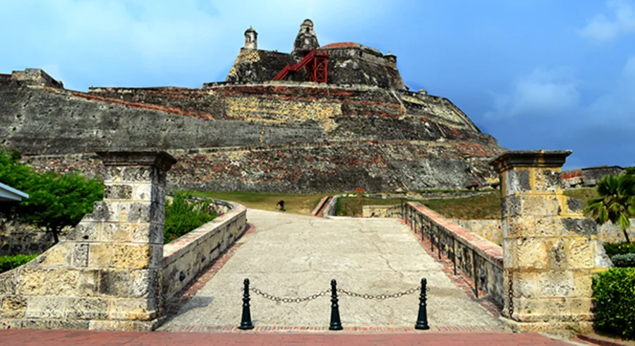 planee-su-visita-castillo-san-felipe.jpg