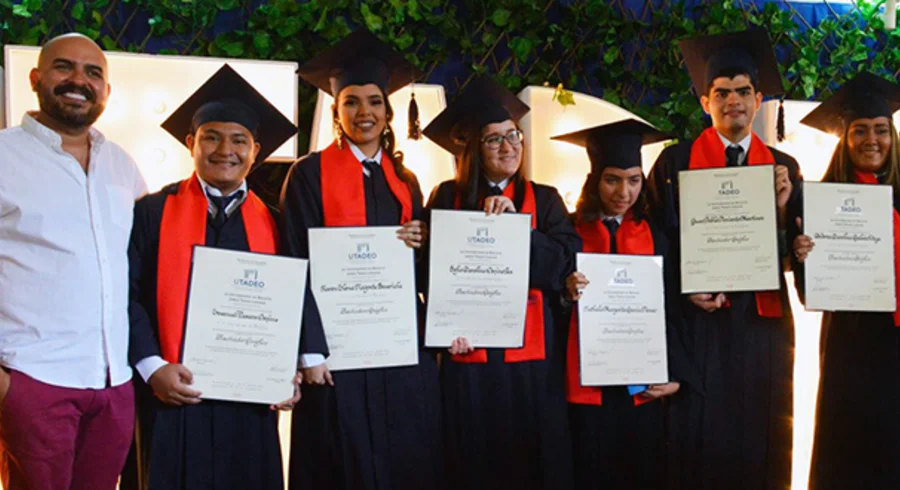 ruben-egea-emanuel-lazaro-karen-negrete-sofia-ospino-nathalia-garcia-juan-pablo-pimienta-y-andrea-galvan_1070922_20181221154915.jpg