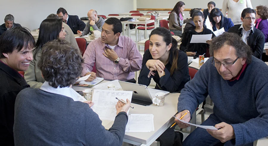 taller_para_revision_de_silabos_dia_1_20150729_002.jpg