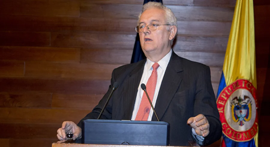 webnota_foro_desarrollo_social_para_el_posconflicto_020715_002.jpg