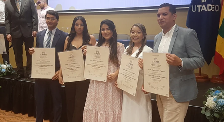 grados.cartagena.utadeo.2023.jpg