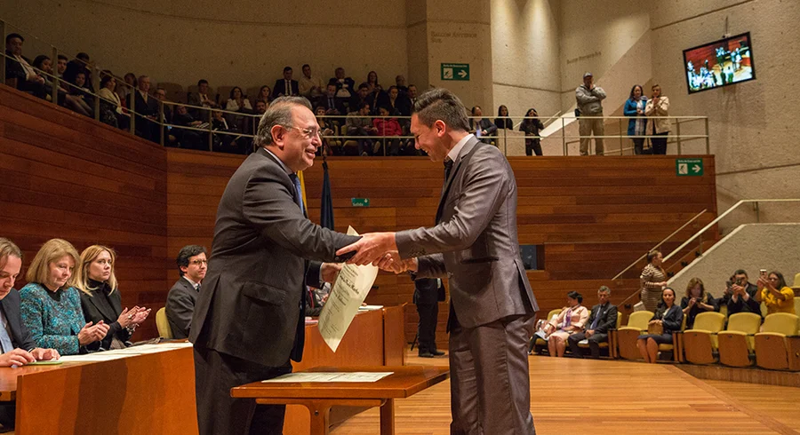 grados.octubre.2019.utadeo.26.jpg