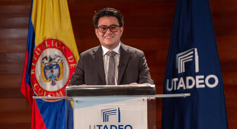 juan-pablo-torre-quintero-grados-2021-utadeo.png