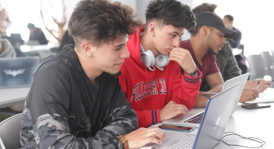 zoohackathon-2019.amazon.cityu_.utadeo.6.jpg
