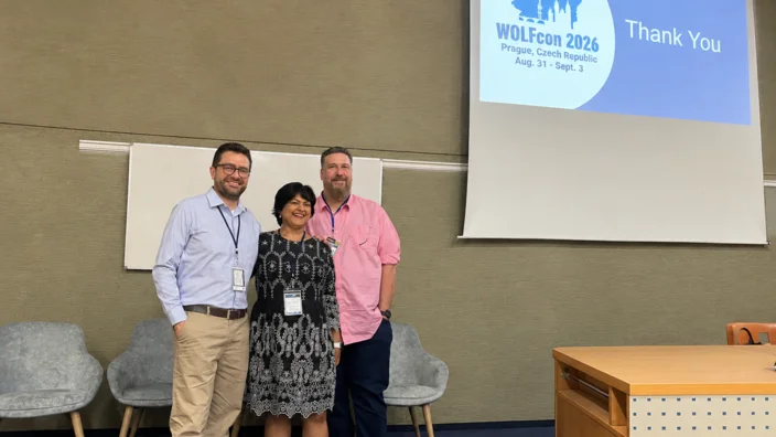 UTadeo presentó en WOLFcon 2026 sus avances en innovación y gestión bibliotecaria 