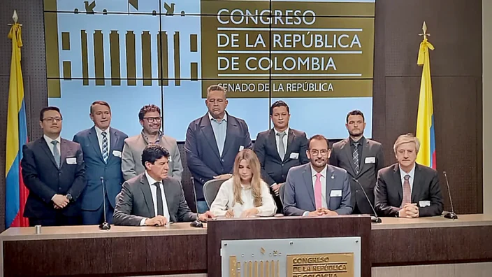 UTadeo participa en proyecto de ley de IA en la salud