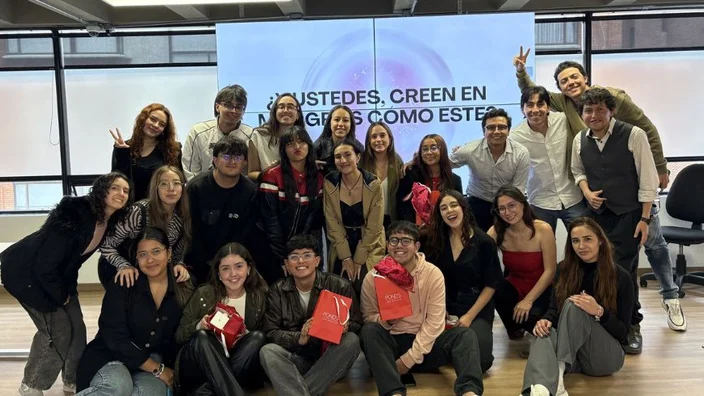 estudiantes_de_diplomado_de_publicidad_de_utadeo.jpg