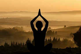 meditate-meditation-peaceful-silhouettes-sunset-tranquil-1434663-pxhere.com_.jpg