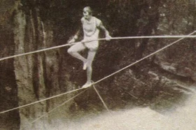 zonac1.jpg