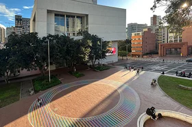 plazoleta-principal-utadeo-2022.jpg