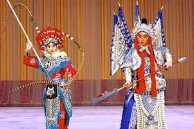 qing_shi_shan_liu_shan_shan_shi_jiu_wei_xuan_hu_li_ai_chun_shi_guan_ping_.jpg