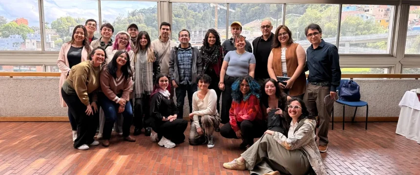 visita de pares al programa de diseño interactivo