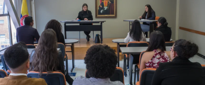 650-330.sala_.de_.audiencias.derecho.utadeo.3.png