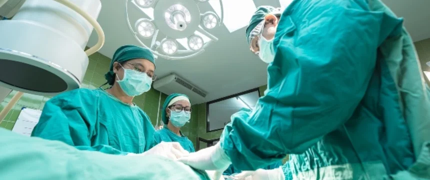 surgery-1807541_1920_1.jpg