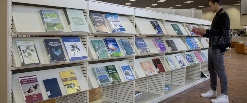 web_biblioteca_20151113_004.jpg
