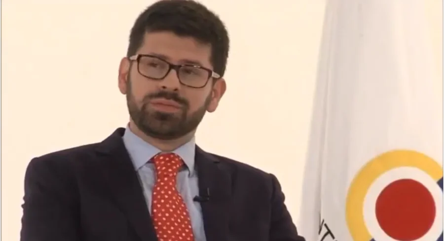 andres_bernal.png