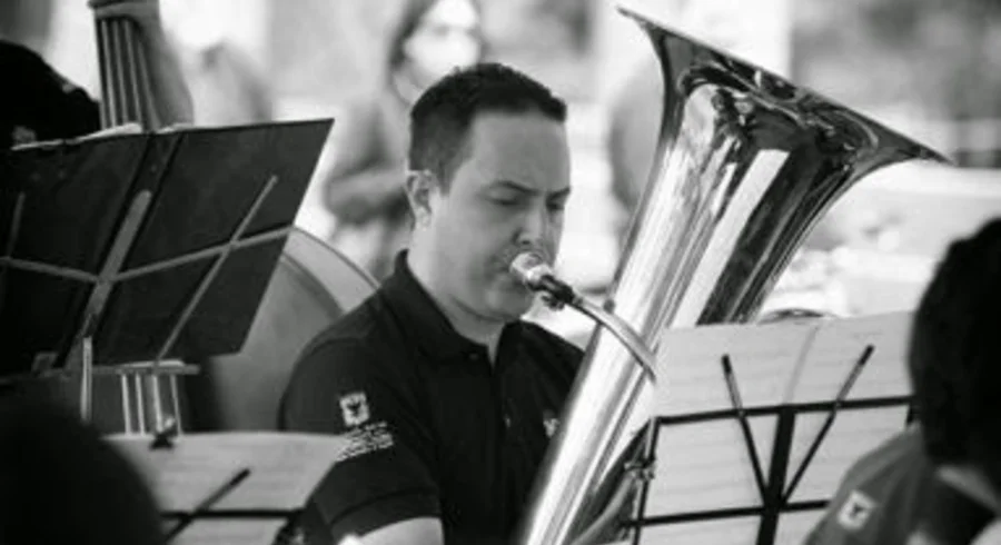 foto_jorge_quinteros_tuba.jpg