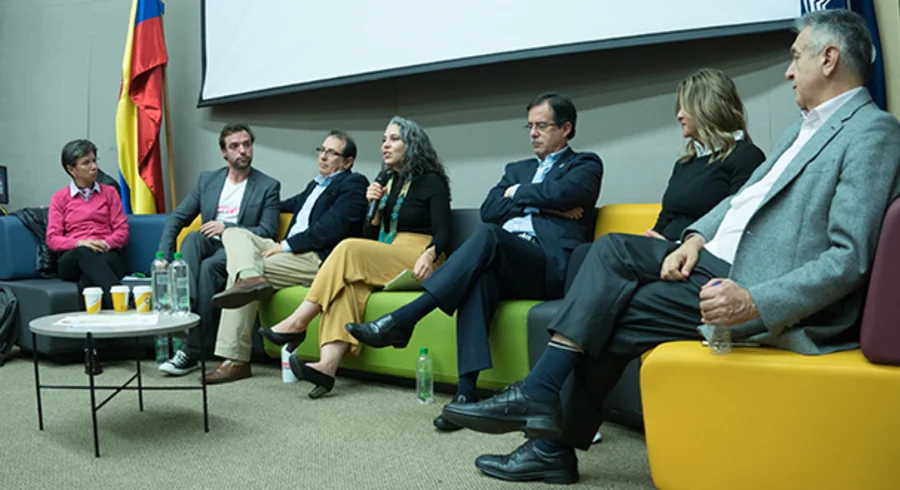 audiencia-publica-paz-urbana-.-alcaldia-de-bogota-.-utadeo-1.png
