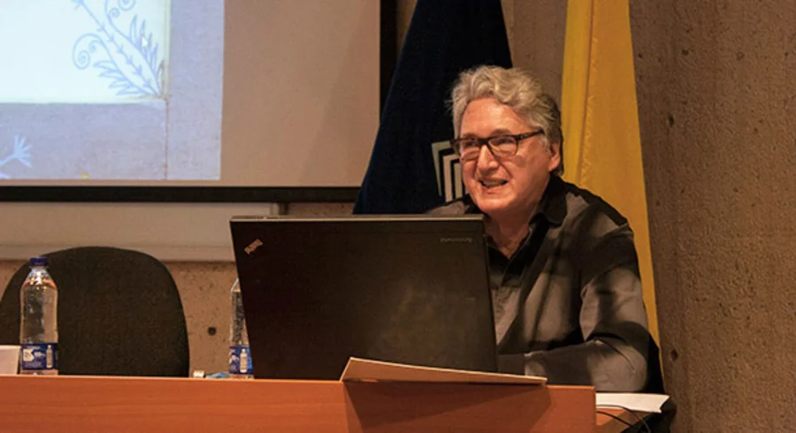 bg.jpg