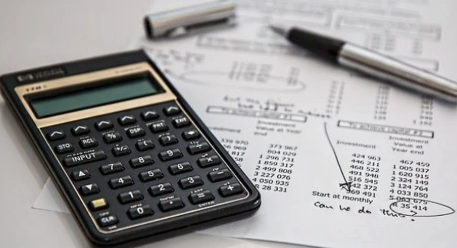 calculator-385506_640_1.jpg