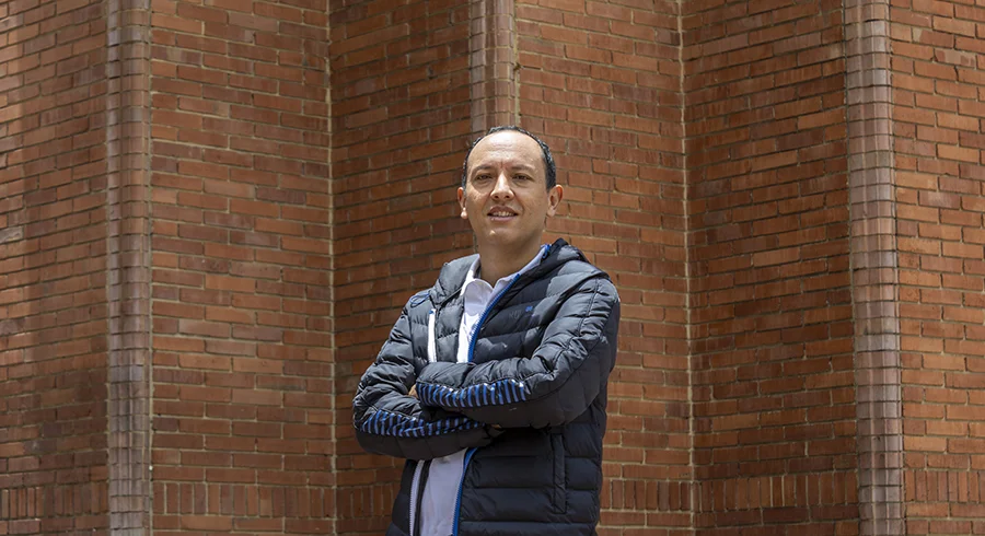 carlos_arango_cinetv040225_cv1.jpg