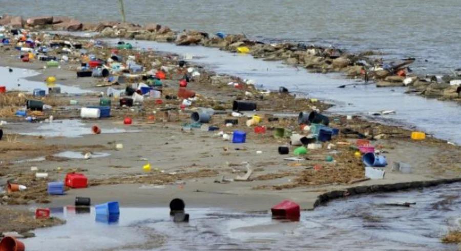 contaminacion_del_mar_con_plastico.jpg