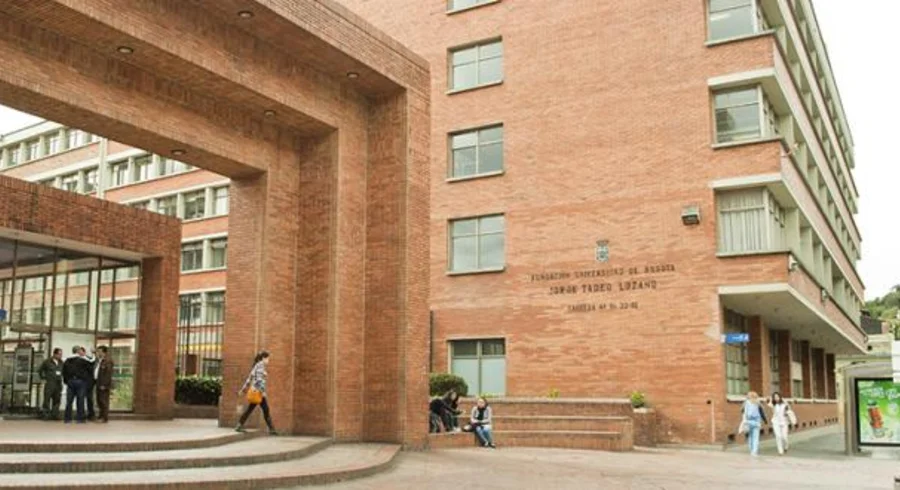 entrada_principal_20120717_006_1.jpg