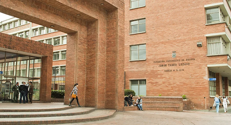 entrada_principal_20120717_006.jpg