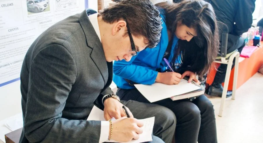 estudiantes_lecto.jpg
