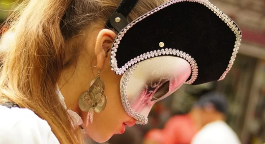 festival-2488684_640_1.jpg