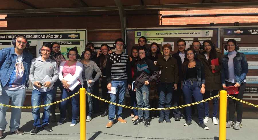 fotovisitacolmotores-i-2015.jpg