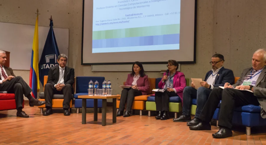 openweek.franciscocantu.conferencia.utadeo.2018.8.jpg