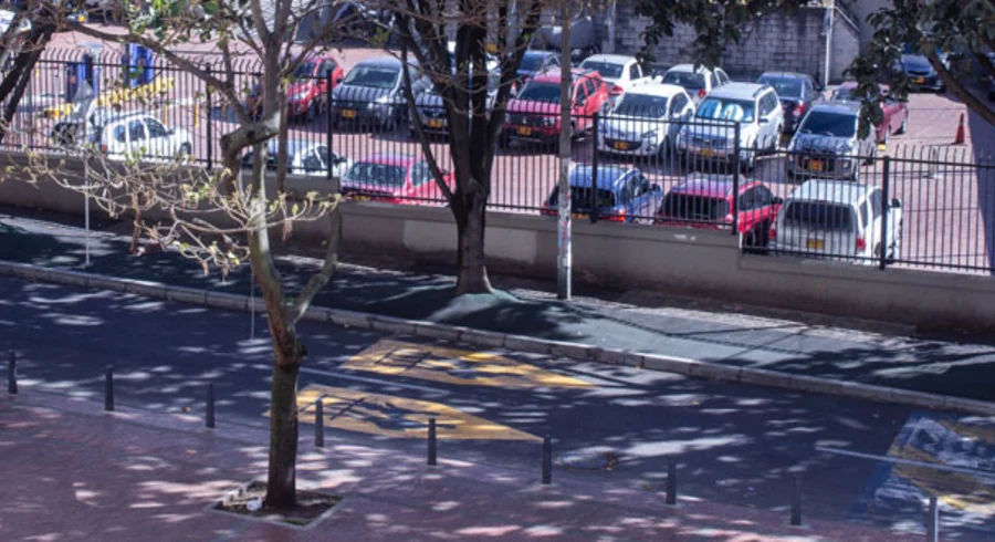 parqueadero.2.jpg