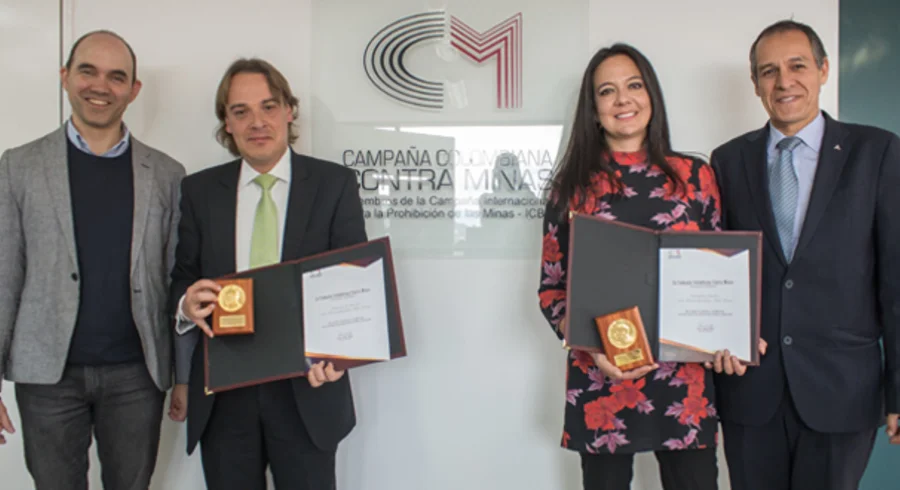 portada.reconocimiento.programa.derecho.y.al_.consultorio.juridico.por_.parte_.de_.la_.campana.colombiana.contra.minas_.utadeo.1.jpg