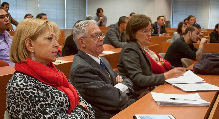 profesores-nota.jpg