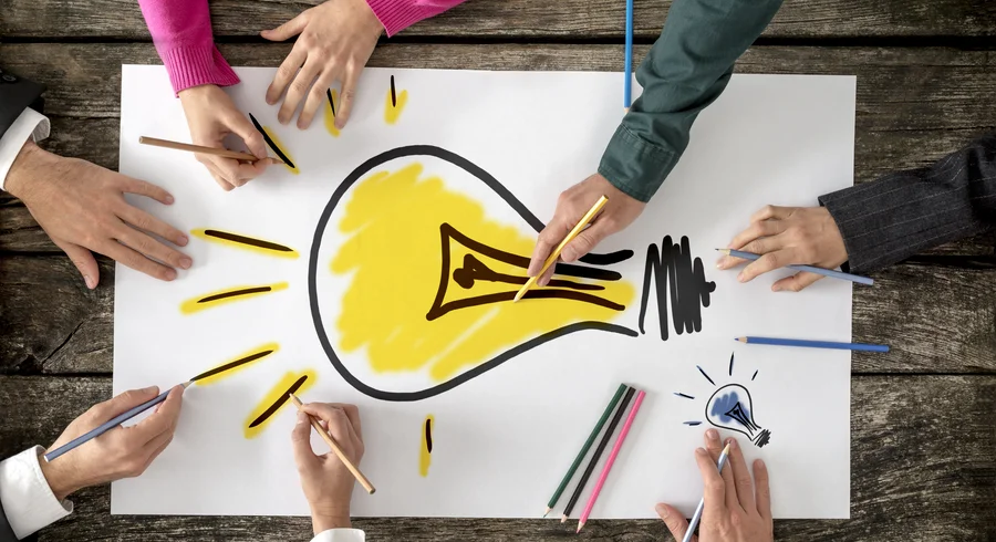 six-people-men-and-women-drawing-bright-yellow-l-2026-01-08-02-24-55-utc.jpg