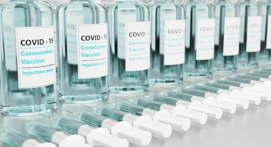 vaccine-g744280733_640.jpg