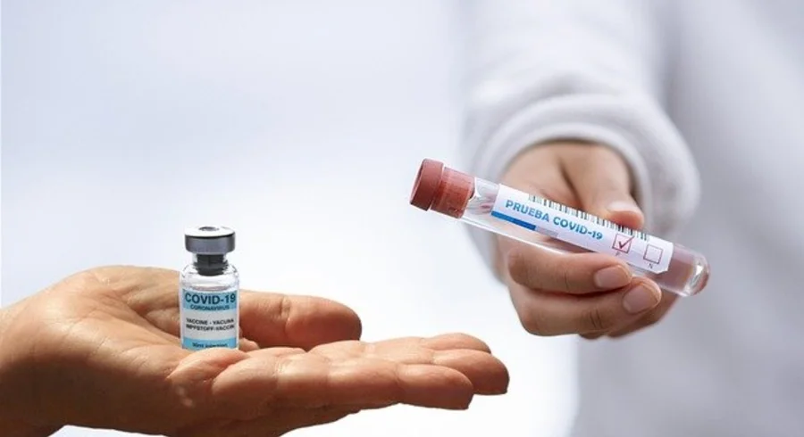 vaccine-gce4e880e4_640.jpg
