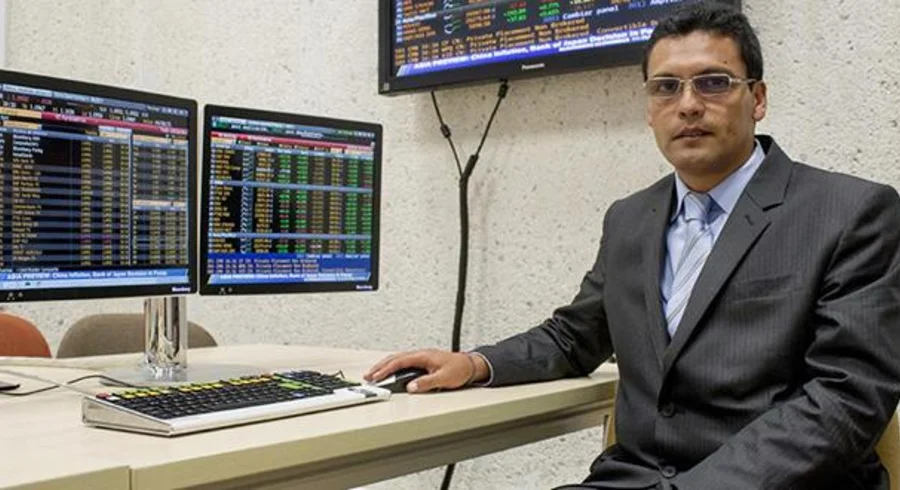 web_edgar_ricardo_jimenez_mendez_-_especializacion_en_gobierno_y_gestion_publica_20150406_003_0.jpg