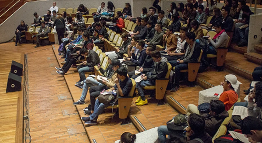 webnota_charla_estudiantes_de_otras_ciudades_extranjeros_y_ser_pilo_paga_20170120_003.jpg