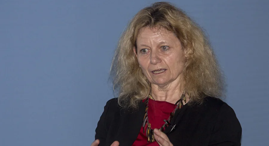 webnota_conferencia_leida_rijnhout_20160428_008.jpg