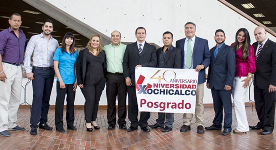 webnota_entrega_de_menciones_estudiantes_universidad_de_mexico_20150430_018.jpg