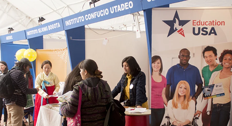 webnota_feria_de_estudios_en_el_exterior_20170824_009.jpg